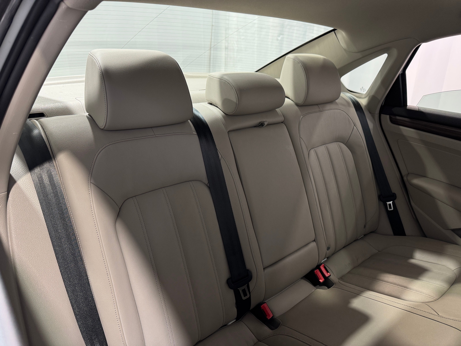 Thumbnail: 2020 Volkswagen Passat - 5