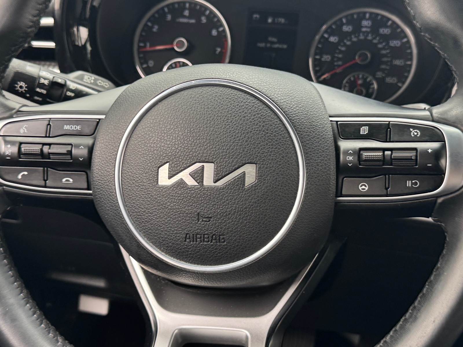 Thumbnail: 2022 Kia K5 - 5