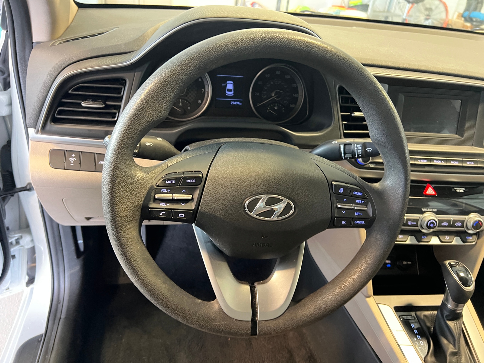 Thumbnail: 2020 Hyundai Elantra - 5