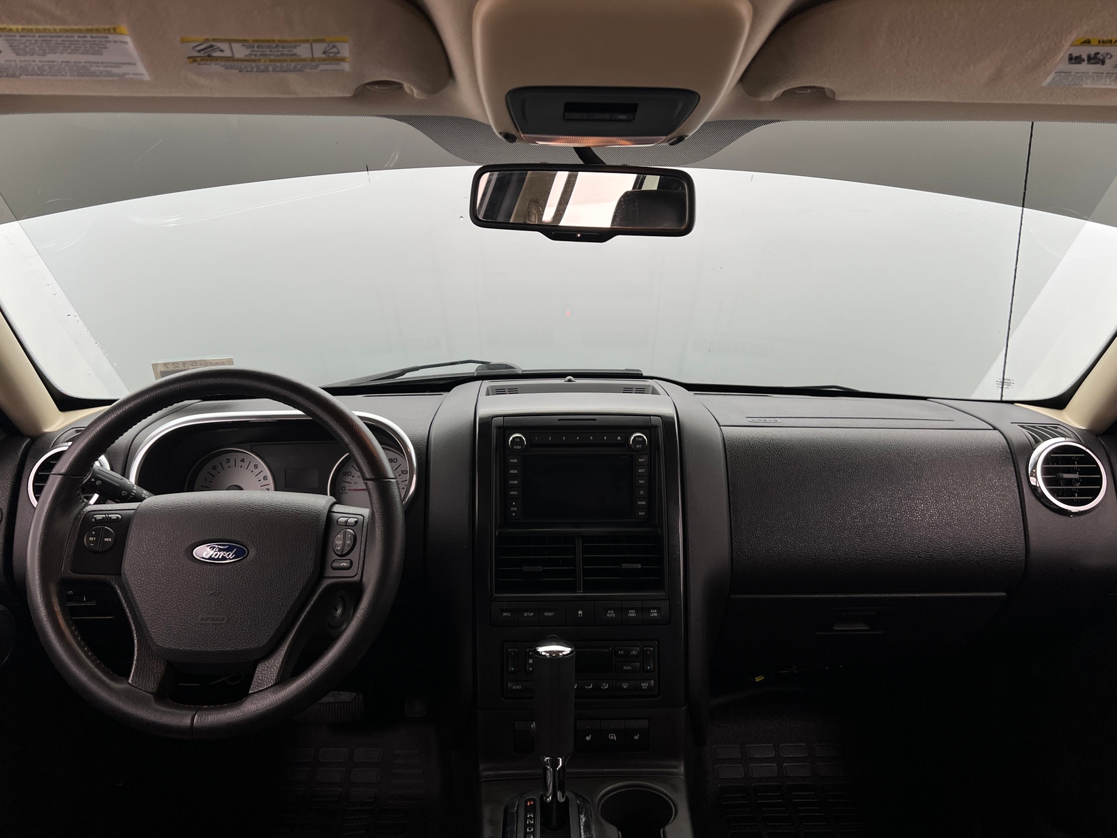 Thumbnail: 2010 Ford Explorer Sport Trac - 2