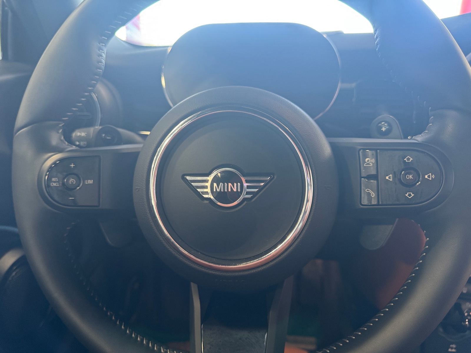 Thumbnail: 2022 MINI Cooper Convertible - 4
