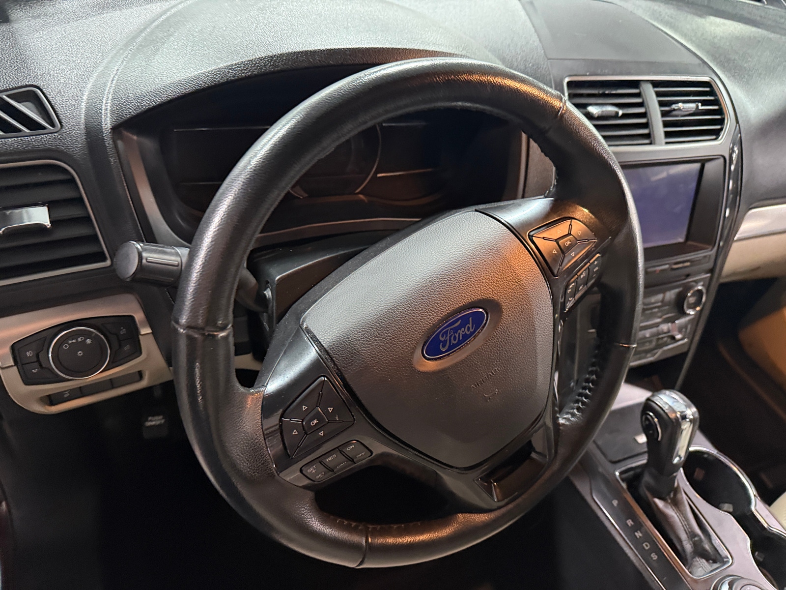 Thumbnail: 2018 Ford Explorer - 5