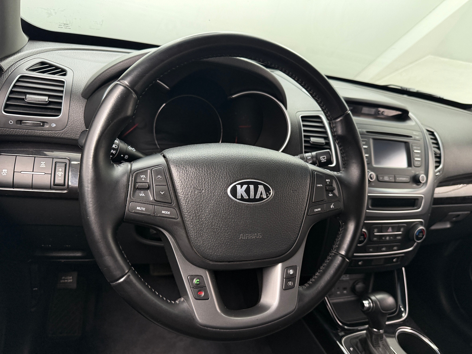 Thumbnail: 2014 Kia Sorento - 4