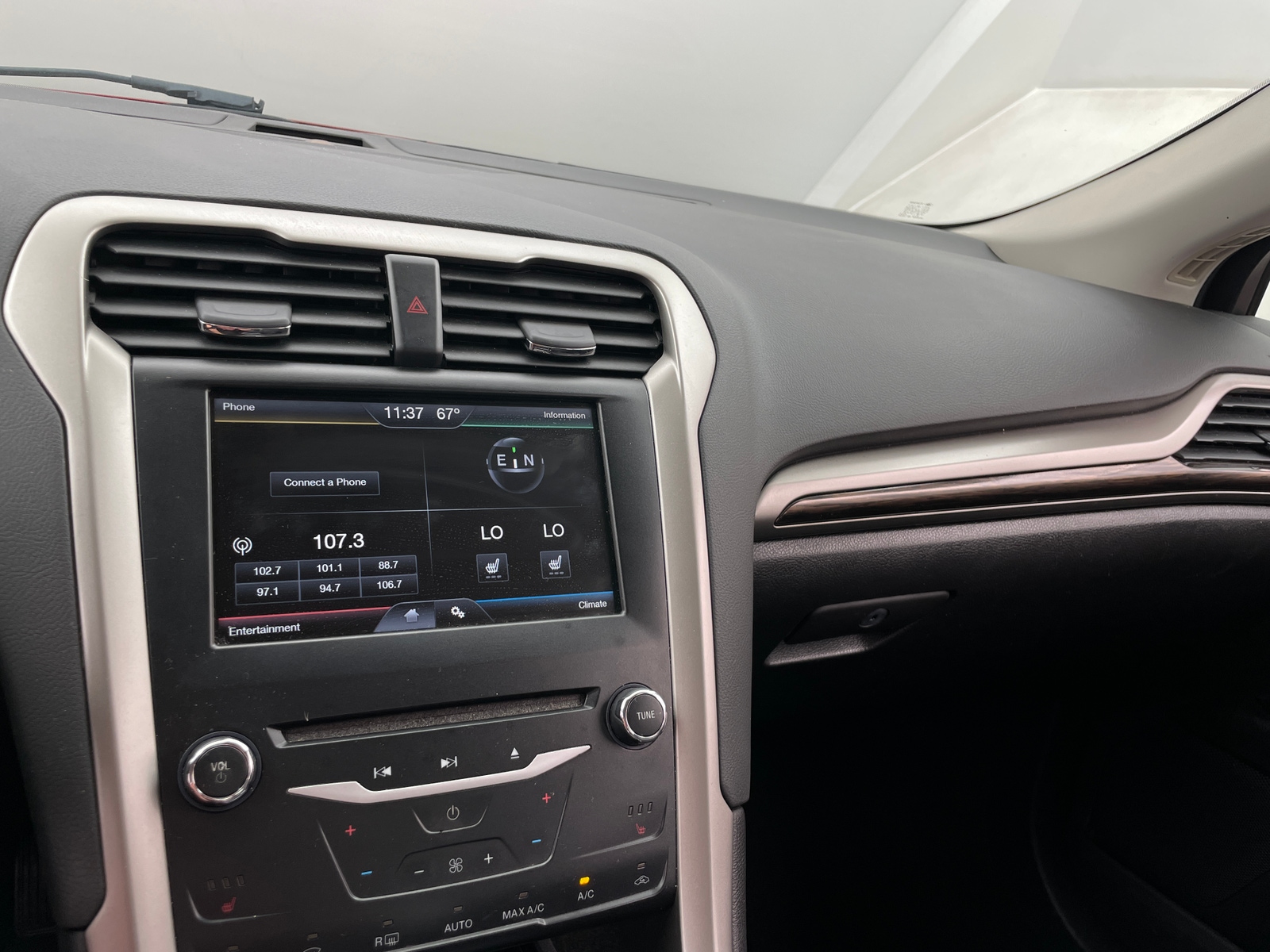 Thumbnail: 2014 Ford Fusion - 3