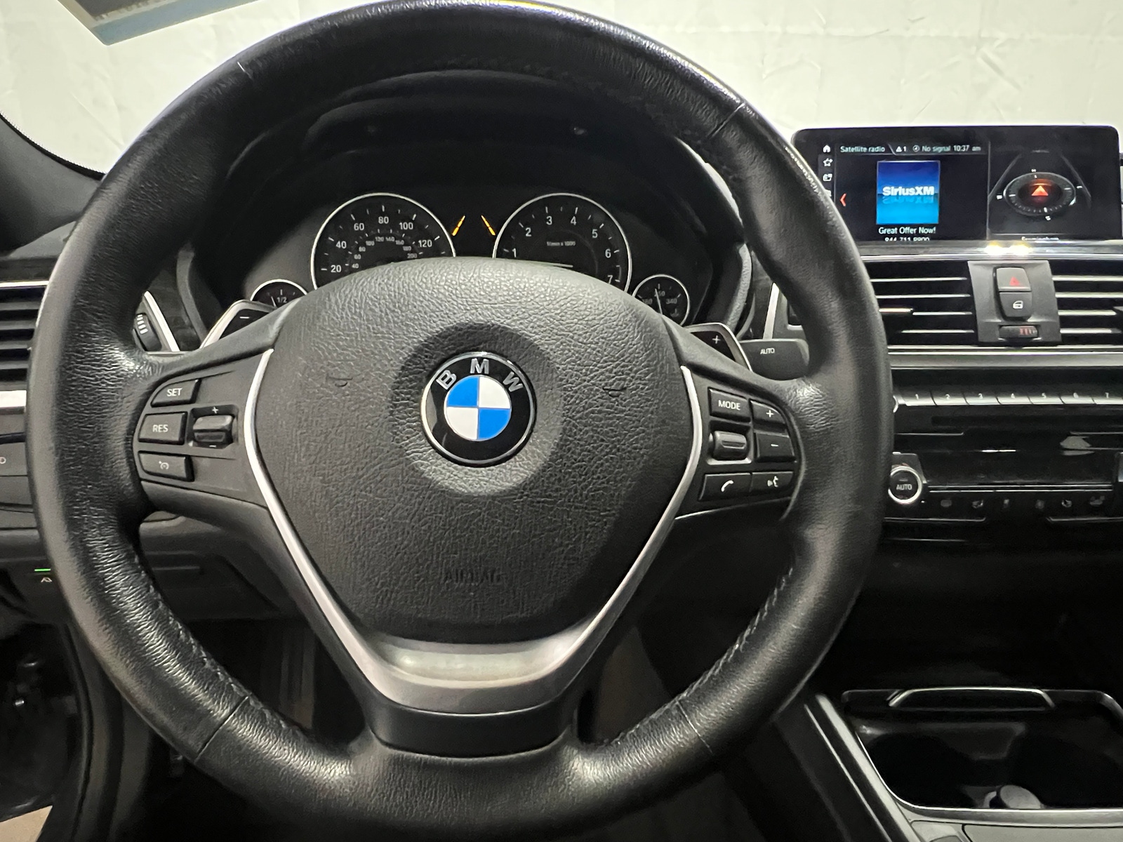 Thumbnail: 2018 BMW 3 Series - 4
