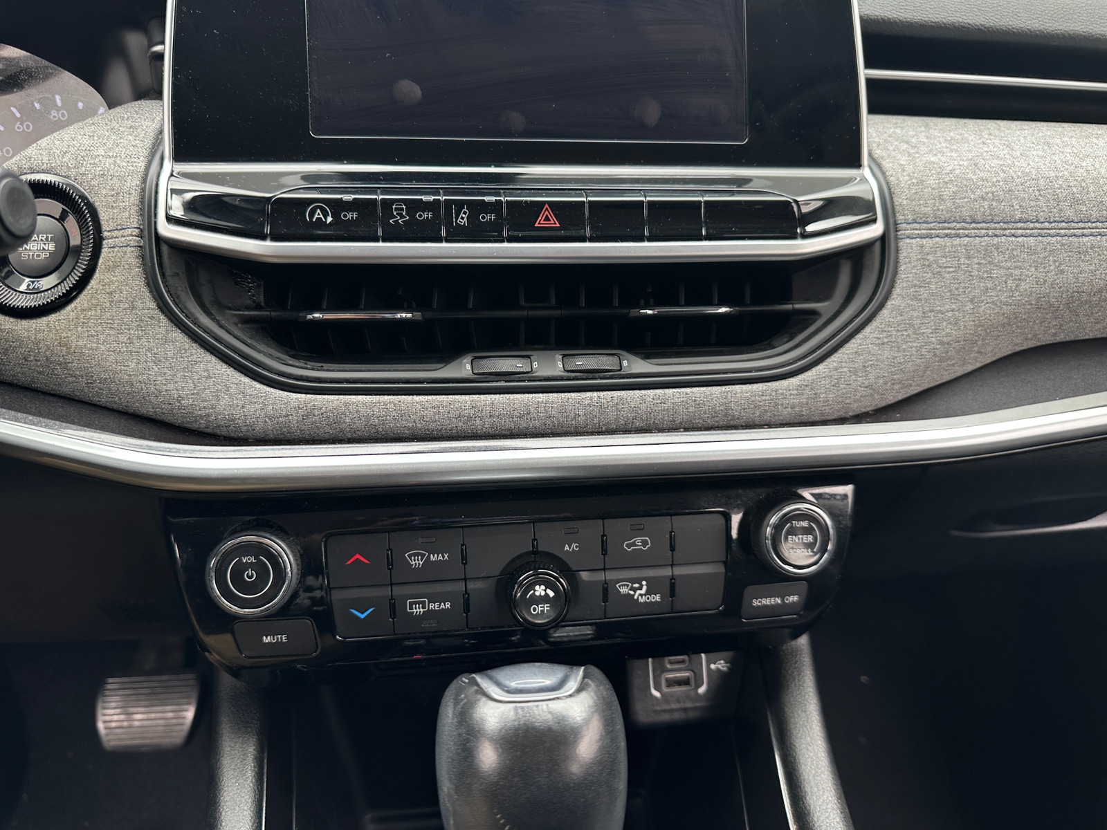 Thumbnail: 2022 Jeep Compass - 4