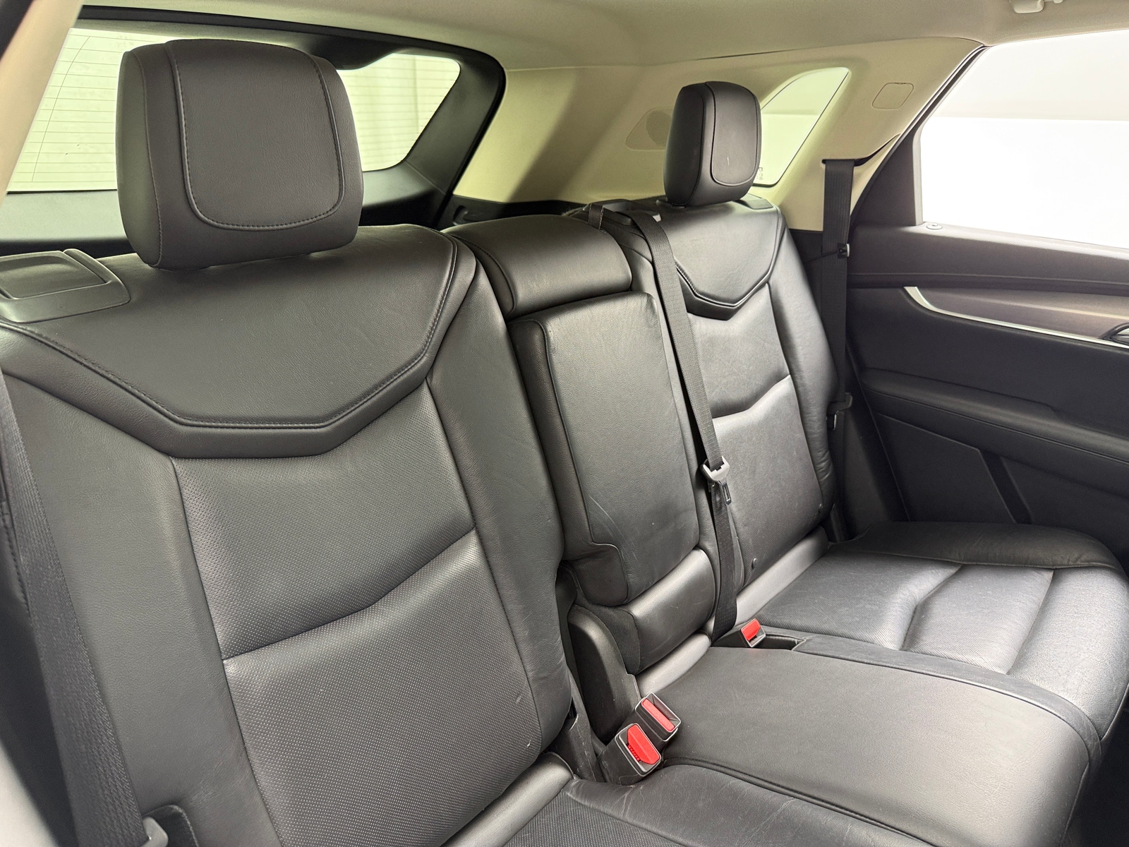 Thumbnail: 2017 Cadillac XT5 - 5