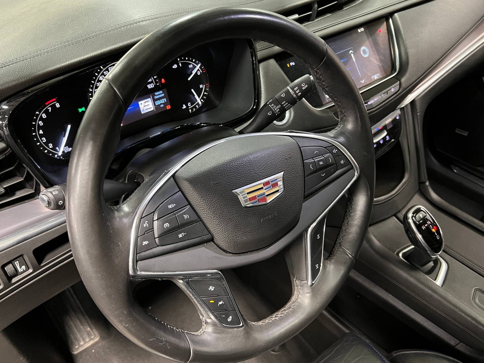 Thumbnail: 2017 Cadillac XT5 - 4