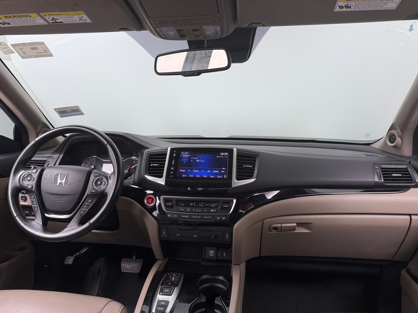 Thumbnail: 2017 Honda Pilot - 2