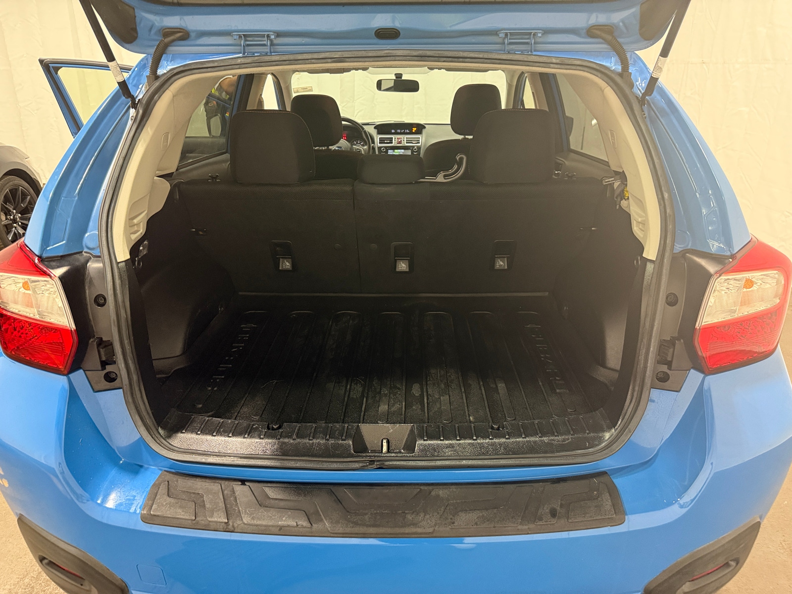 Thumbnail: 2016 Subaru Crosstrek - 7
