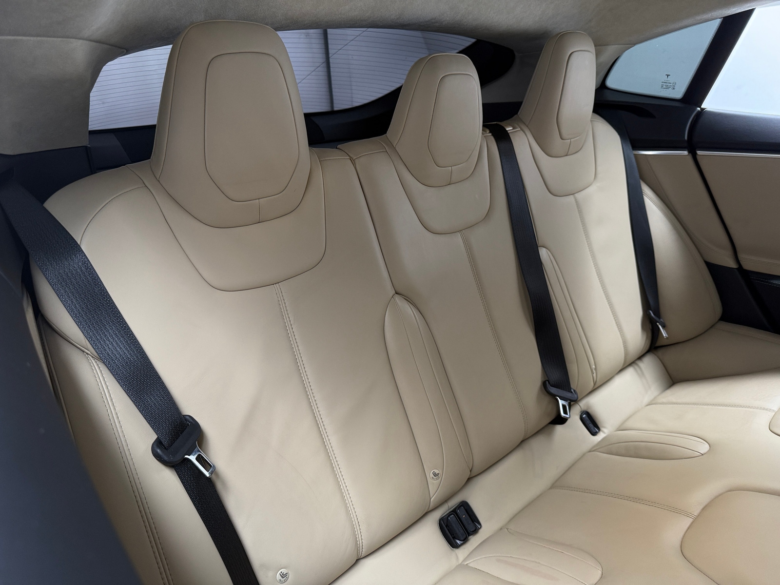 Thumbnail: 2016 Tesla Model S - 4