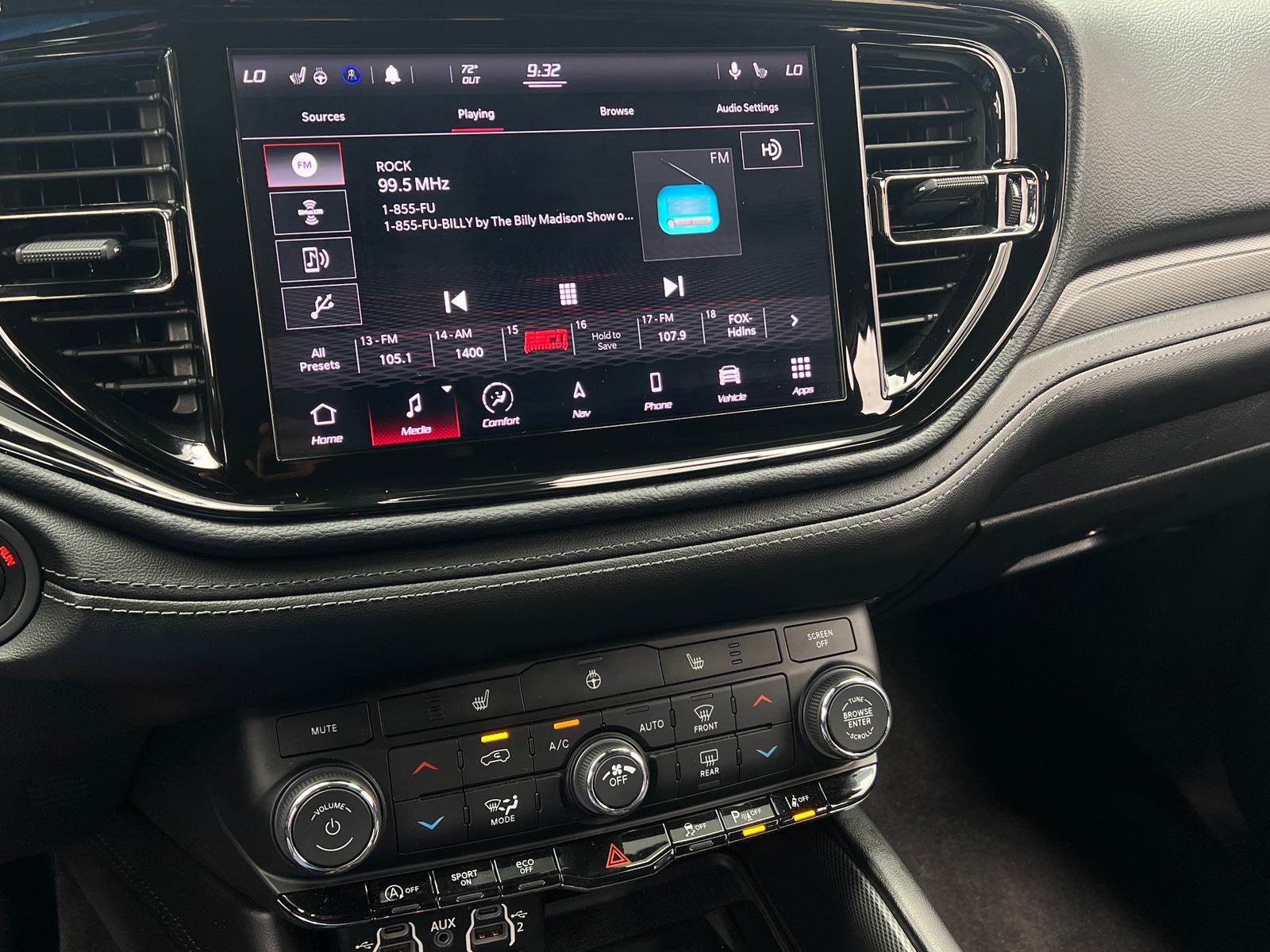 Thumbnail: 2022 Dodge Durango - 3