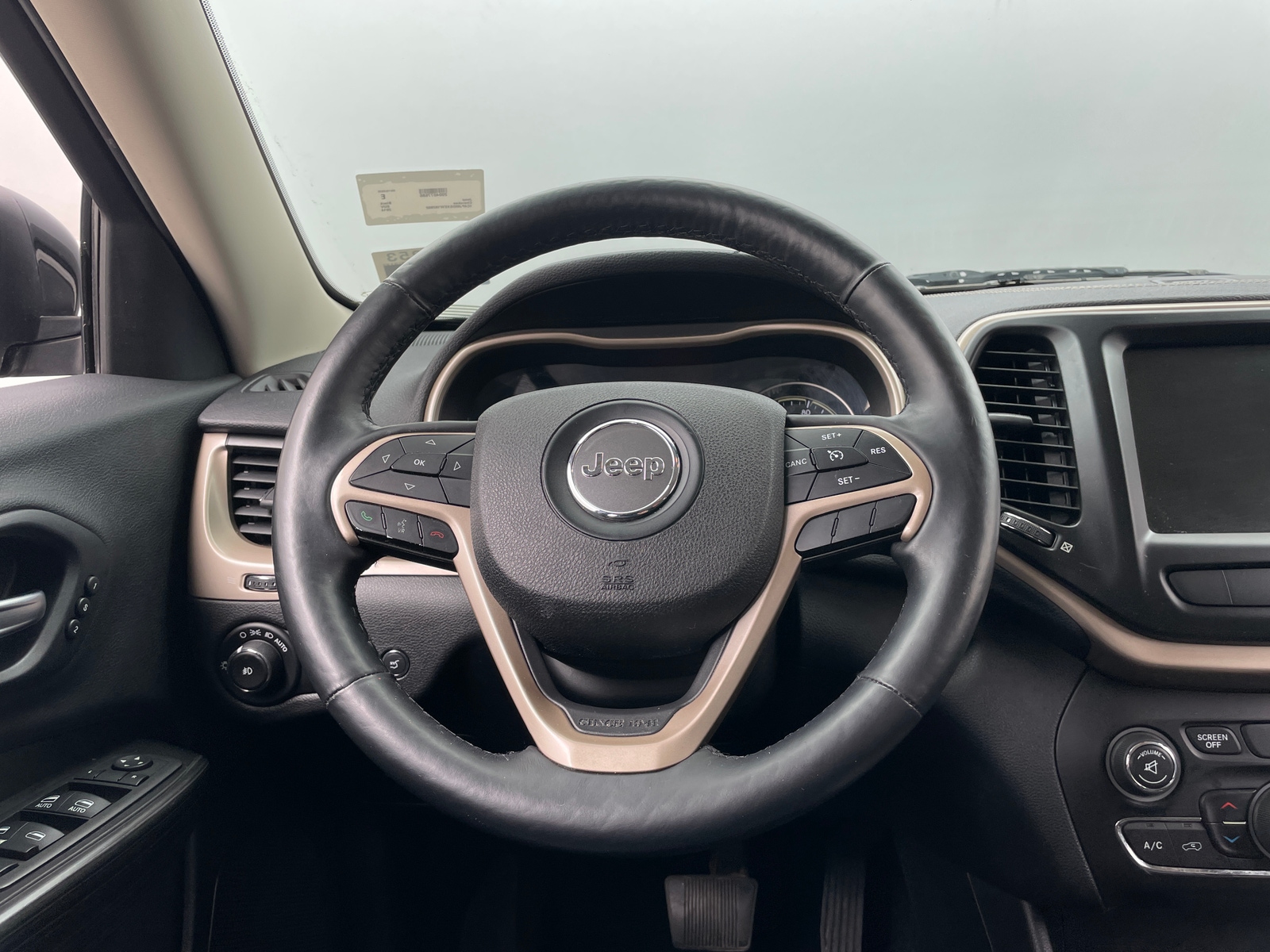 Thumbnail: 2014 Jeep Cherokee - 4