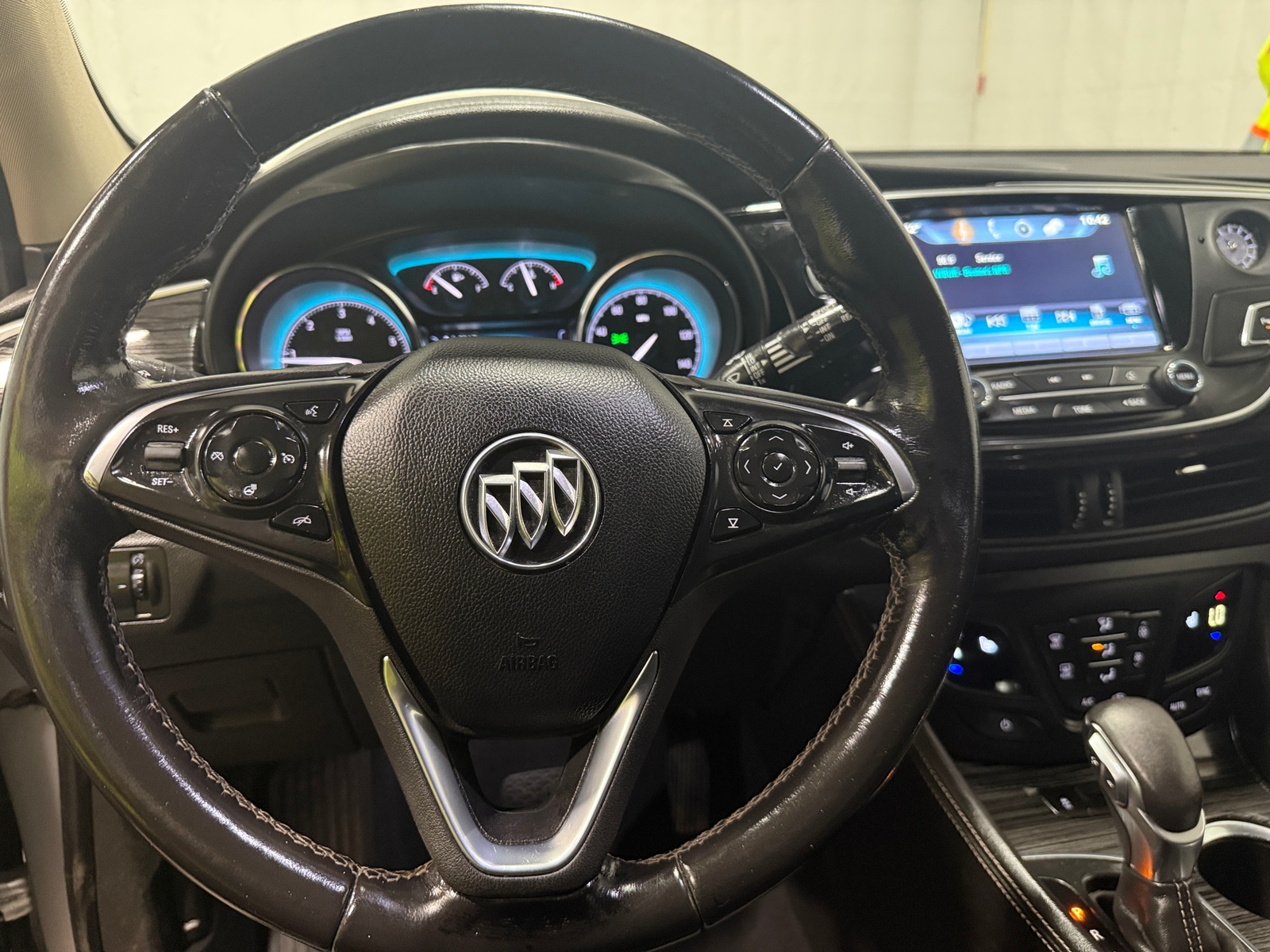 Thumbnail: 2017 Buick Envision - 4