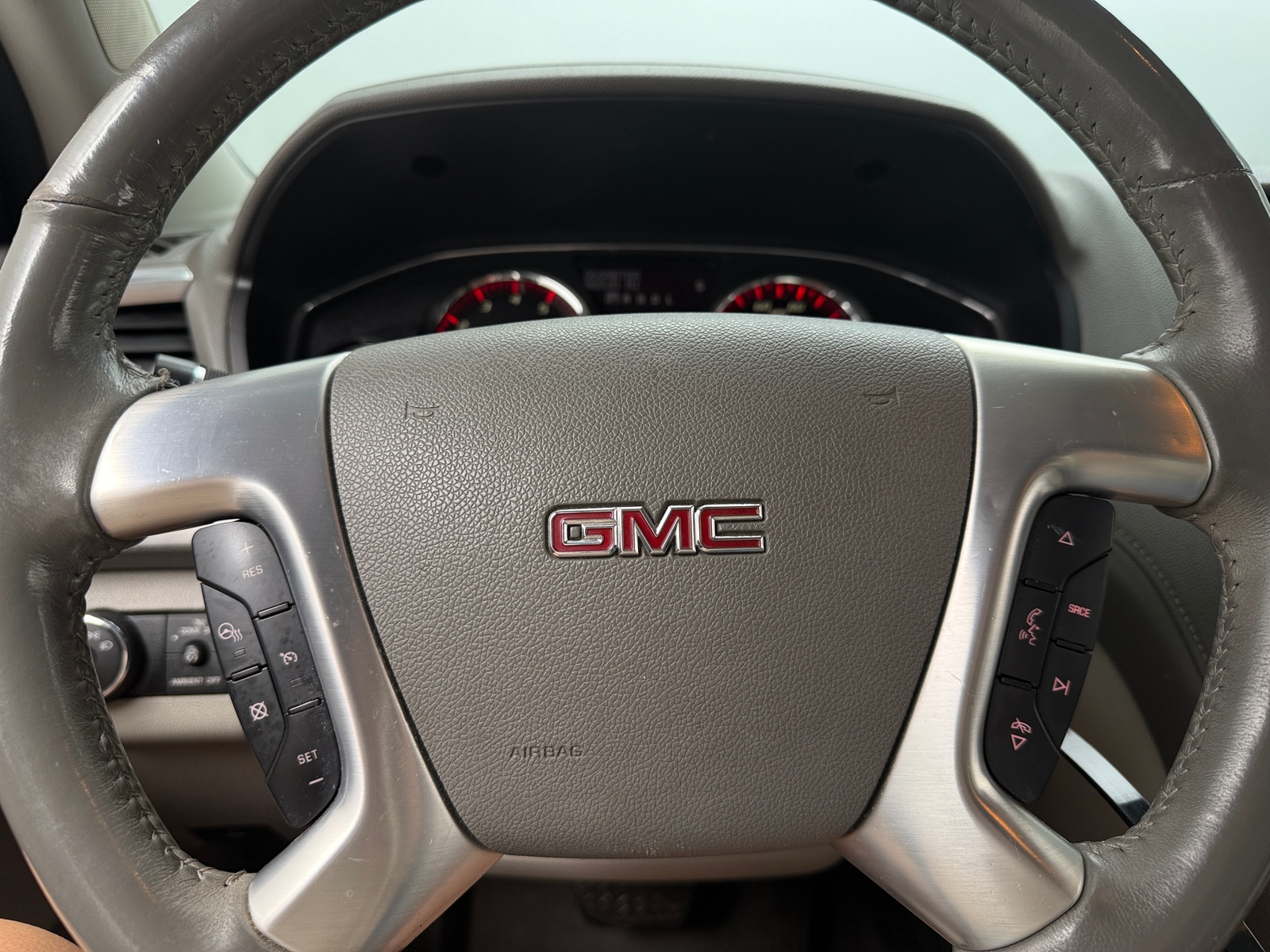 Thumbnail: 2017 GMC Acadia - 4