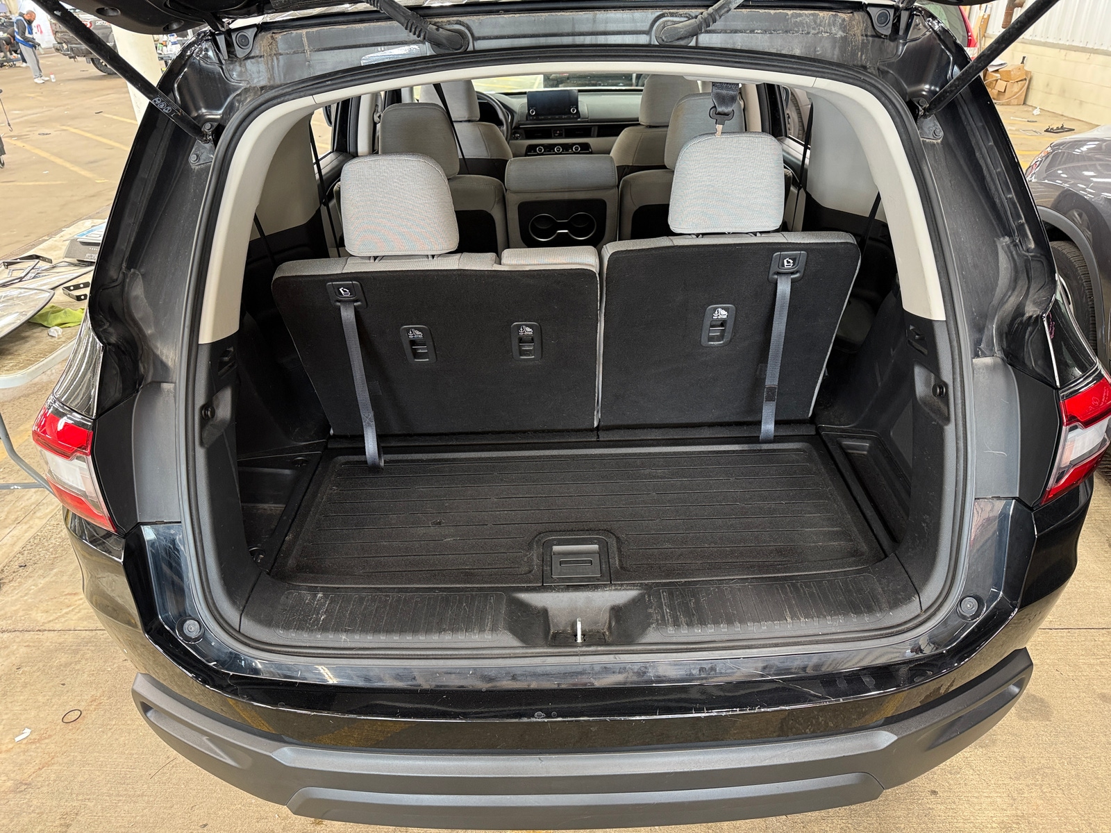 Thumbnail: 2023 Honda Pilot - 7