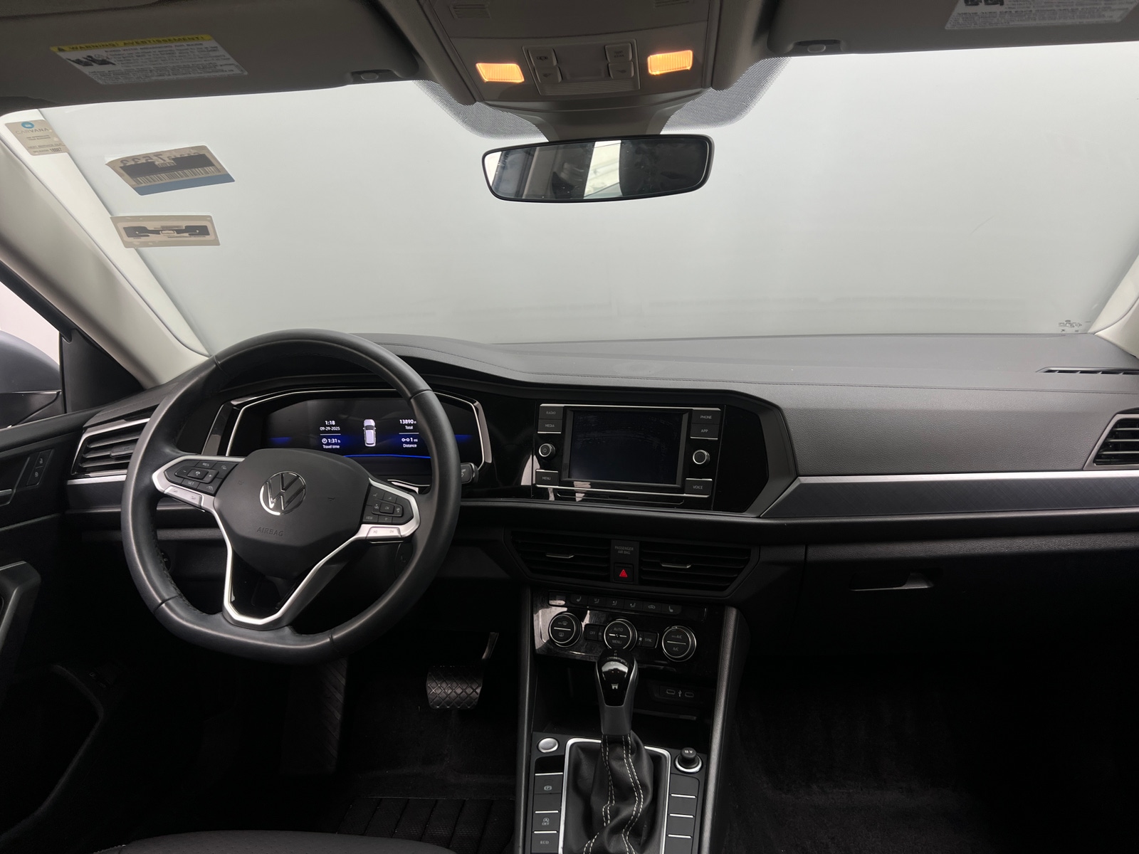 Thumbnail: 2024 Volkswagen Jetta - 2