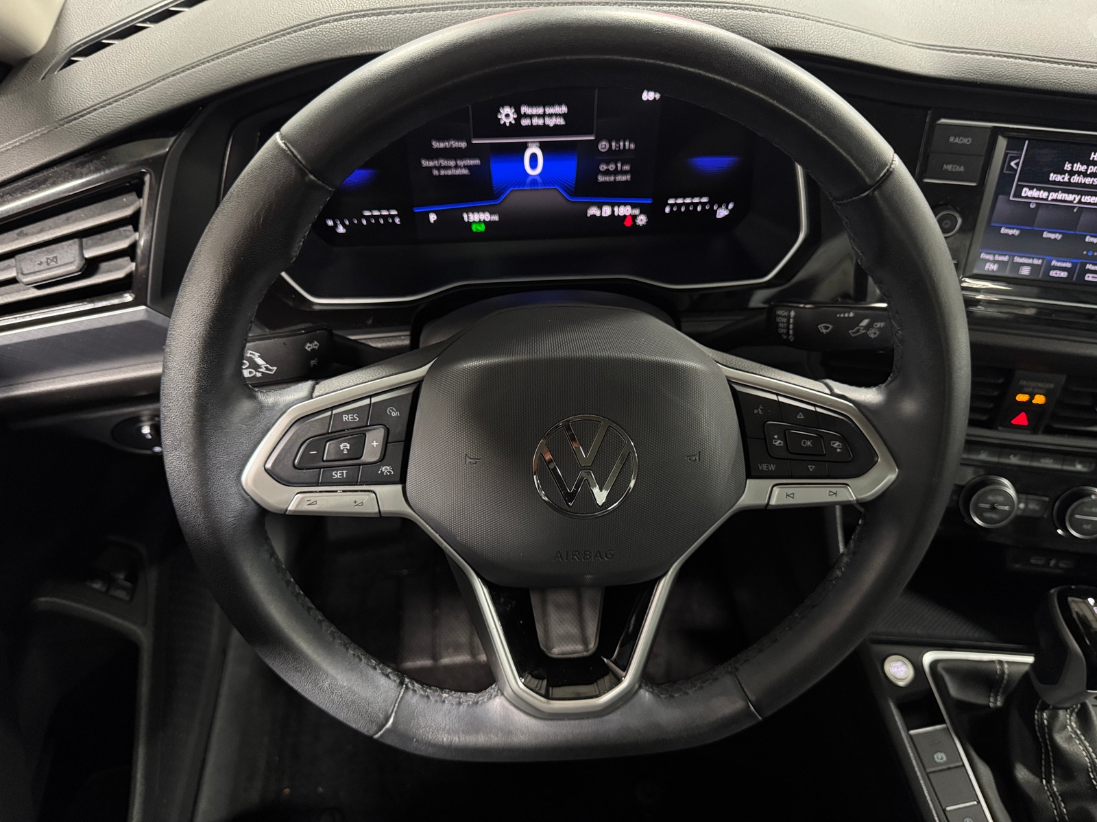Thumbnail: 2024 Volkswagen Jetta - 4
