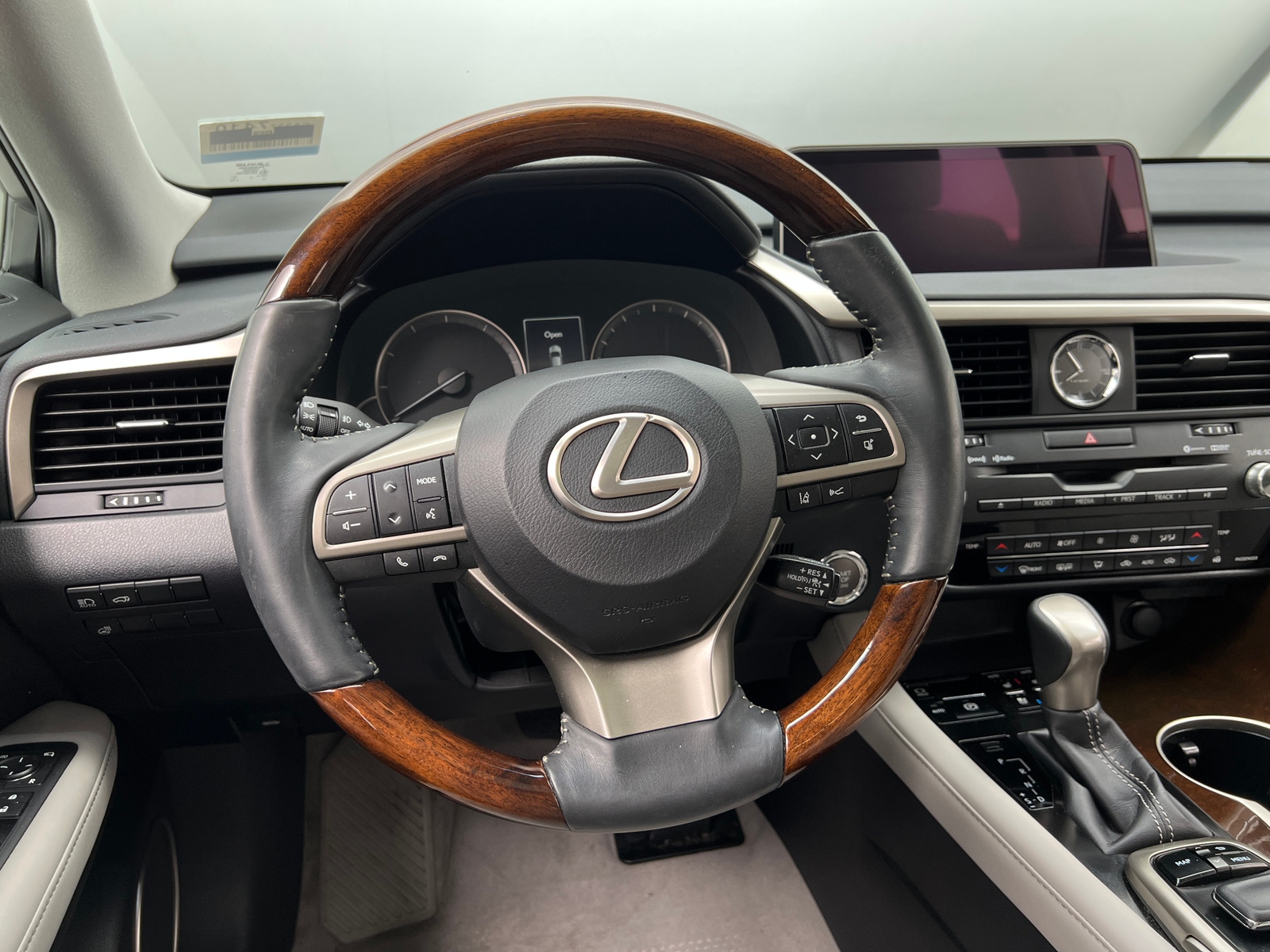 Thumbnail: 2016 Lexus RX - 4