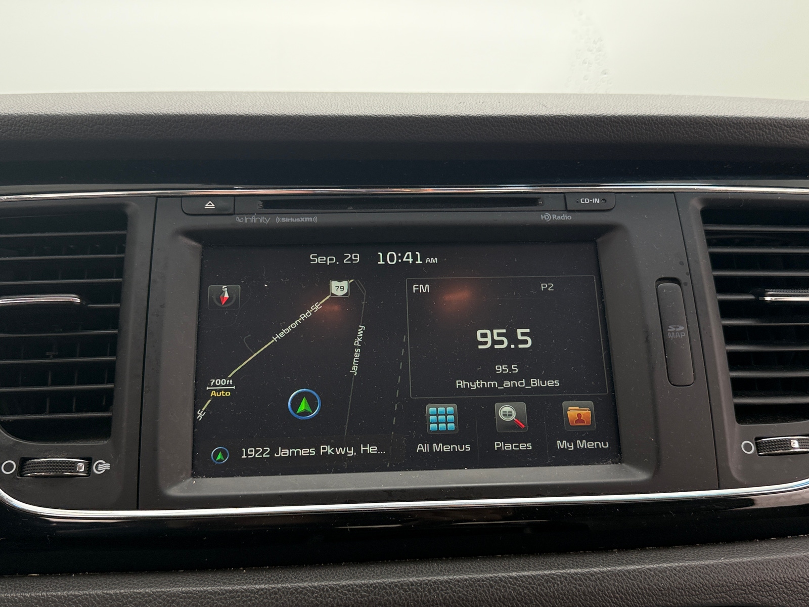 Thumbnail: 2016 Kia Sedona - 3