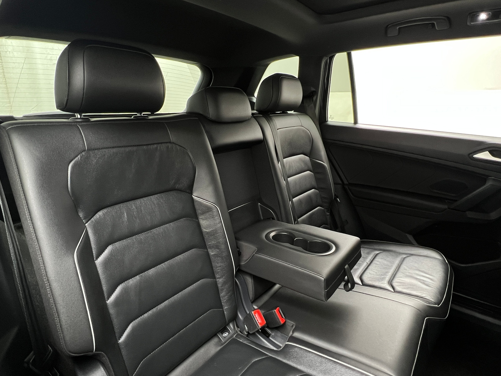 Thumbnail: 2019 Volkswagen Tiguan - 5
