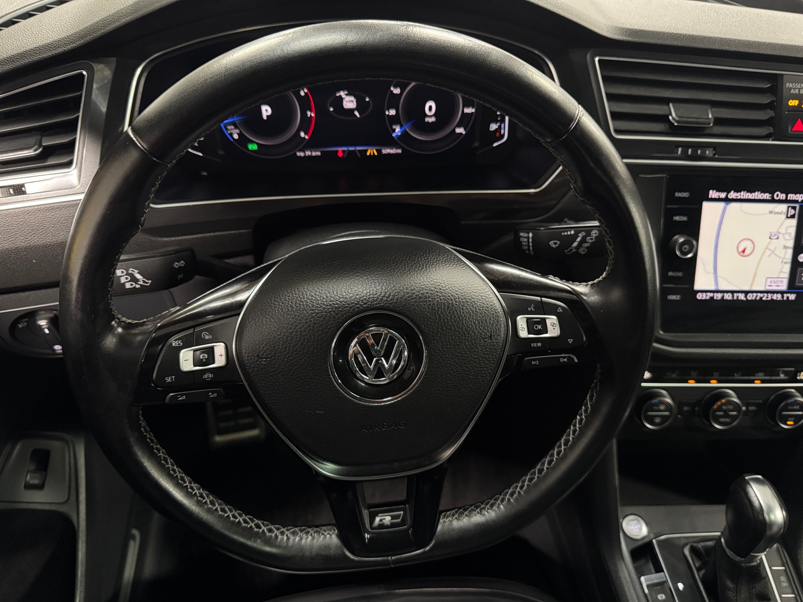 Thumbnail: 2019 Volkswagen Tiguan - 4