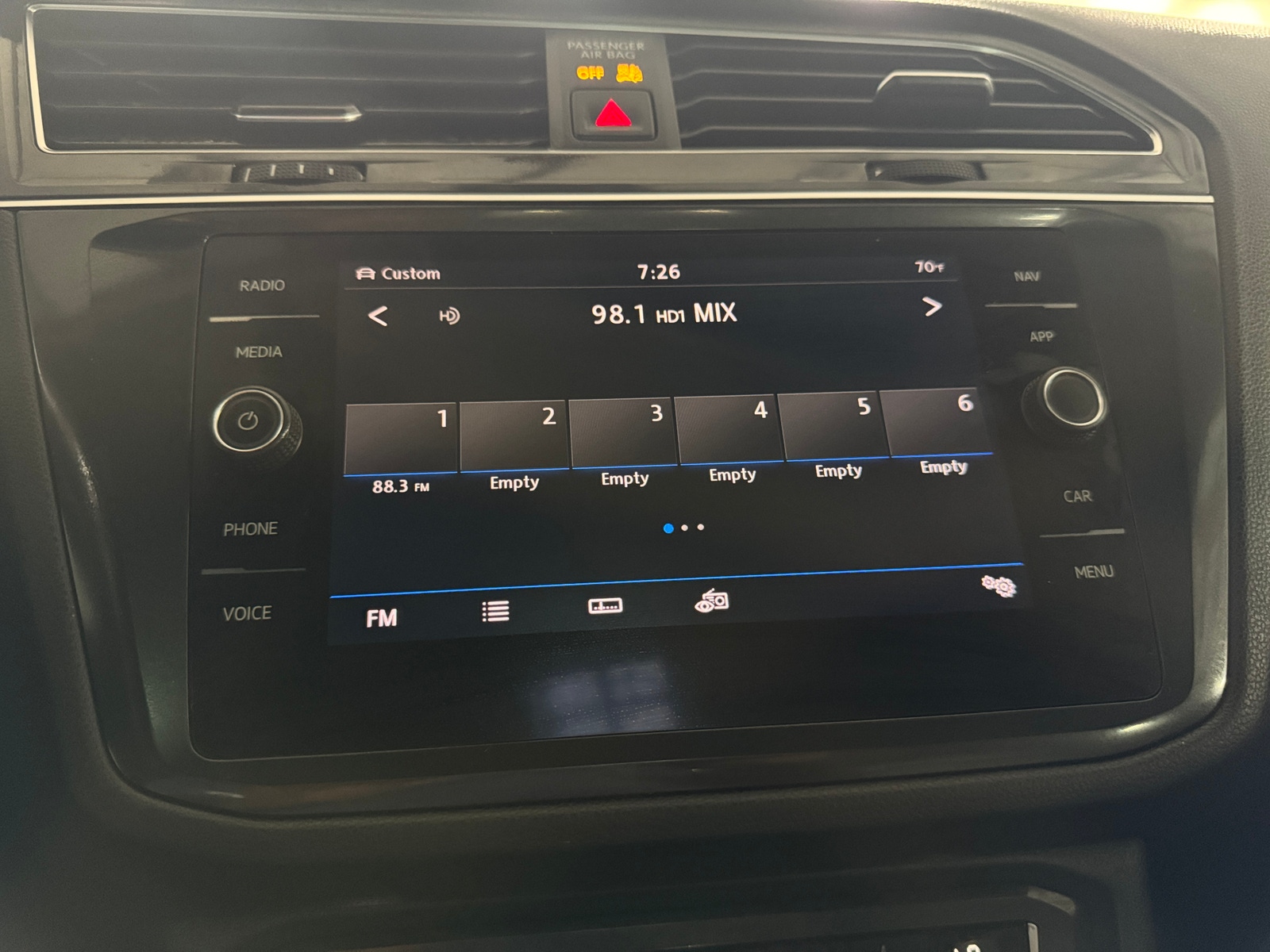 Thumbnail: 2019 Volkswagen Tiguan - 3