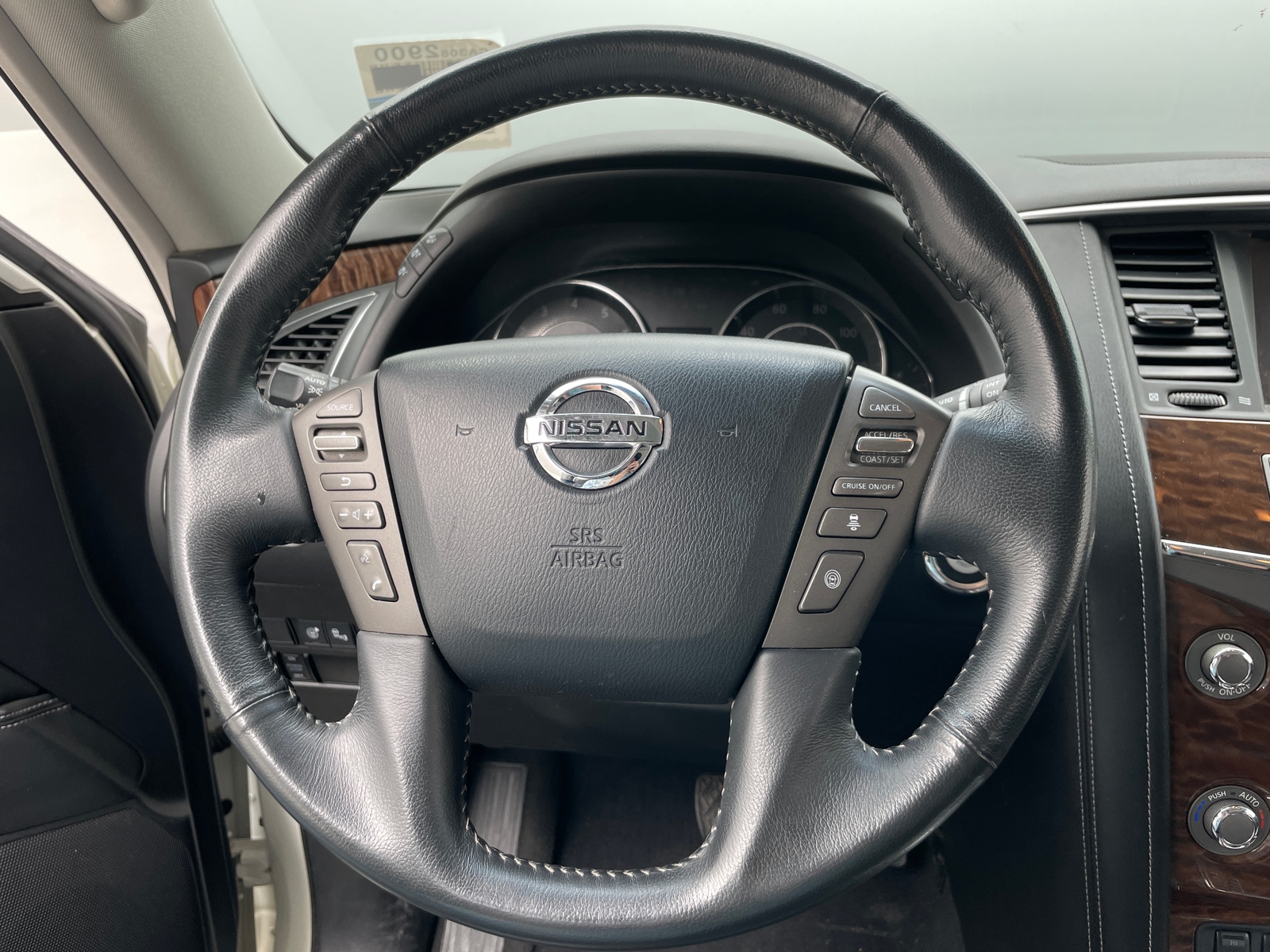 Thumbnail: 2017 Nissan Armada - 4