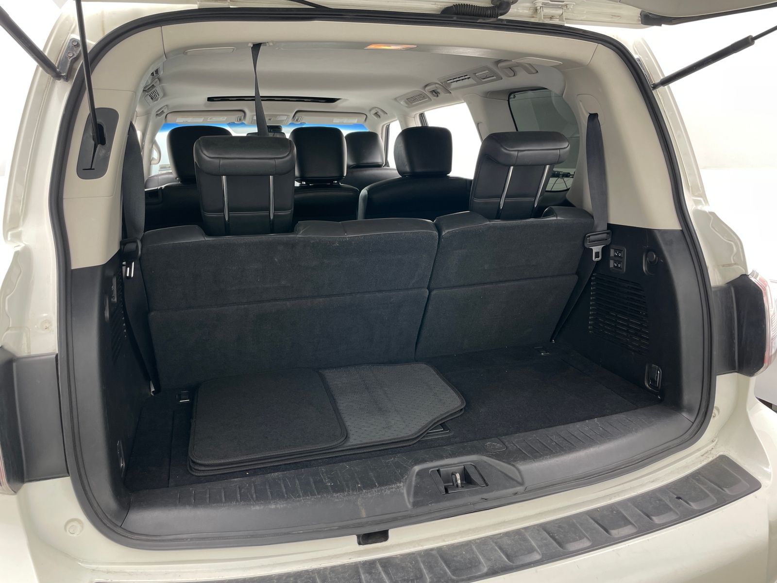 Thumbnail: 2017 Nissan Armada - 6