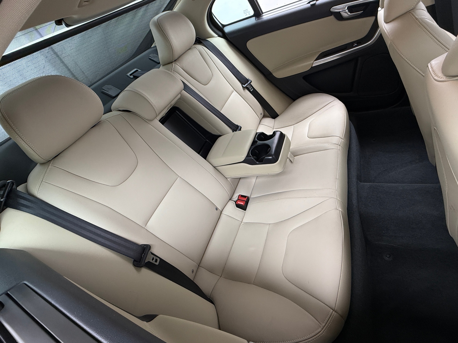 Thumbnail: 2018 Volvo S60 - 5