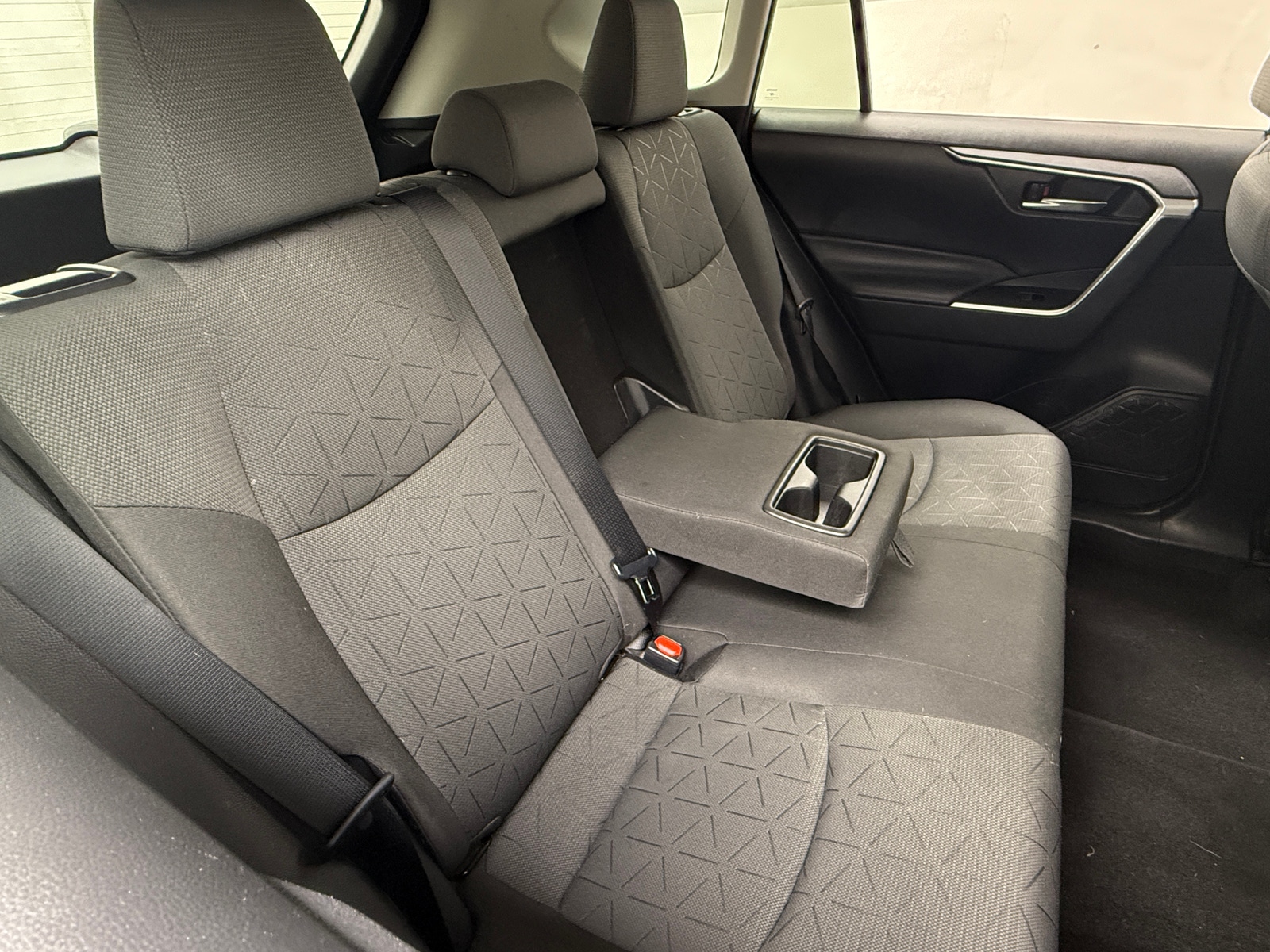 Thumbnail: 2022 Toyota RAV4 - 6