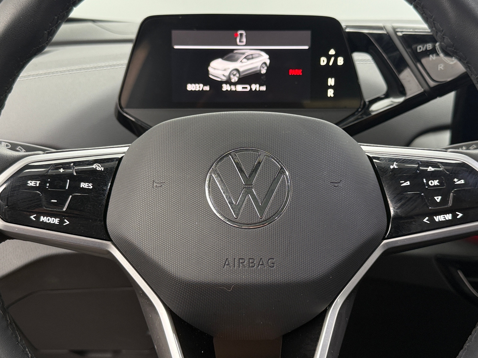 Thumbnail: 2023 Volkswagen ID.4 - 4