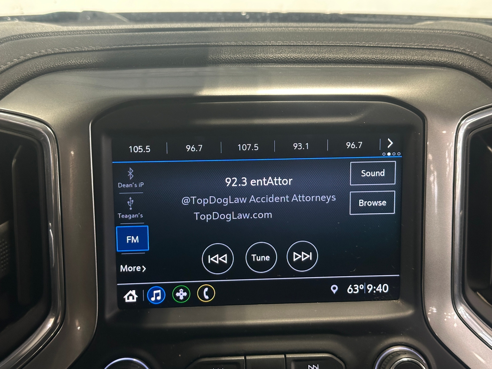 Thumbnail: 2019 Chevrolet Silverado 1500 - 4