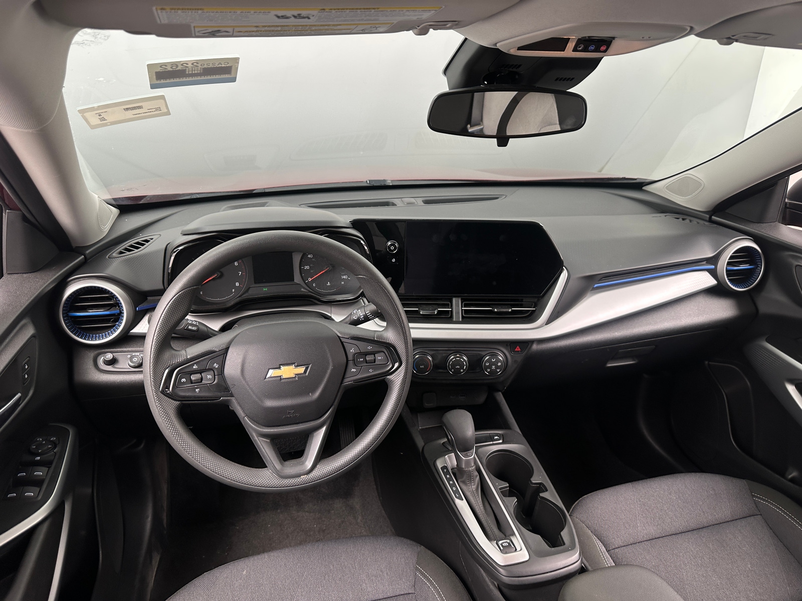 Thumbnail: 2025 Chevrolet Trax - 3