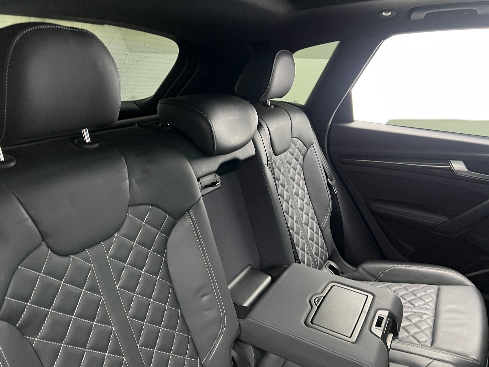 Thumbnail: 2018 Audi SQ5 - 5