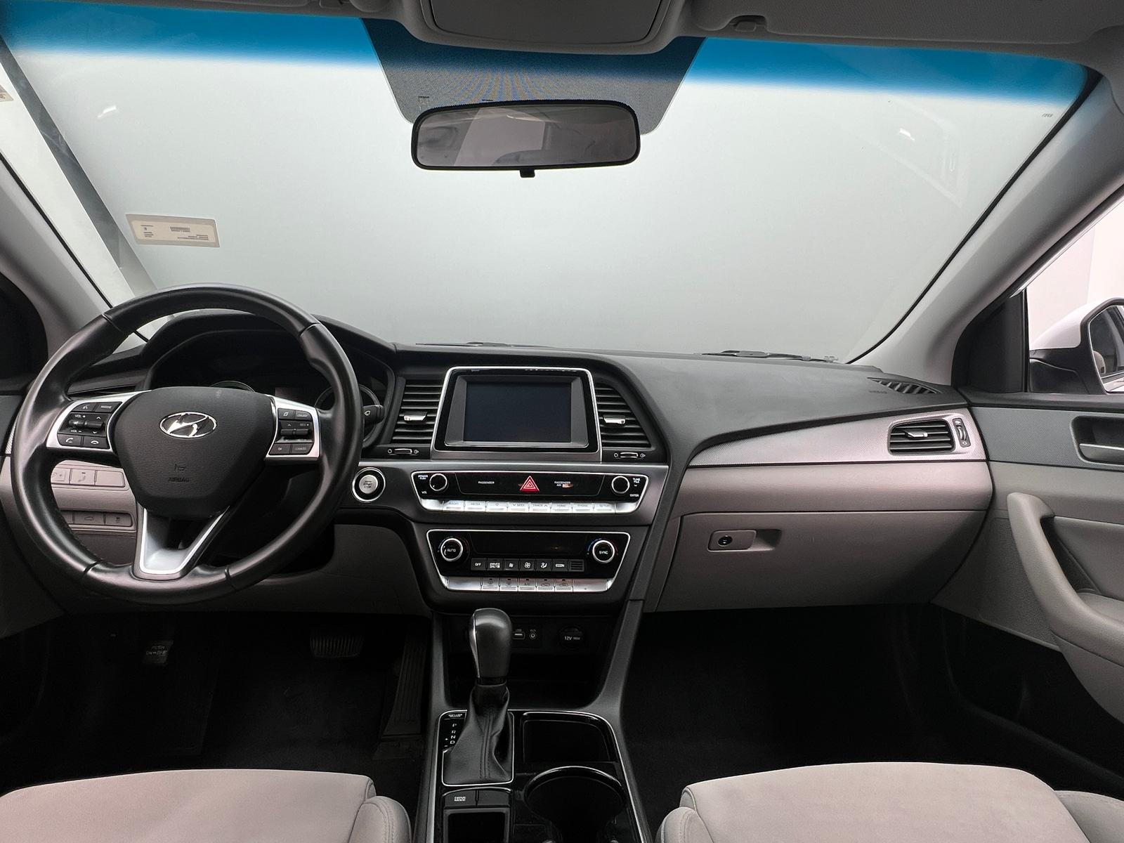 Thumbnail: 2019 Hyundai Sonata - 3