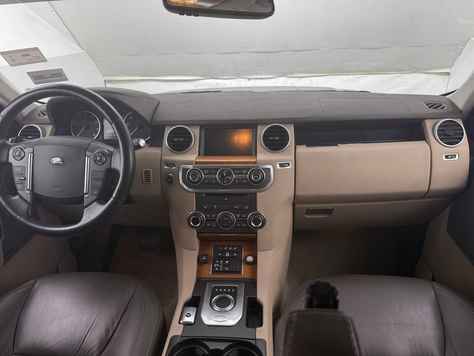 Thumbnail: 2015 Land Rover LR4 - 2