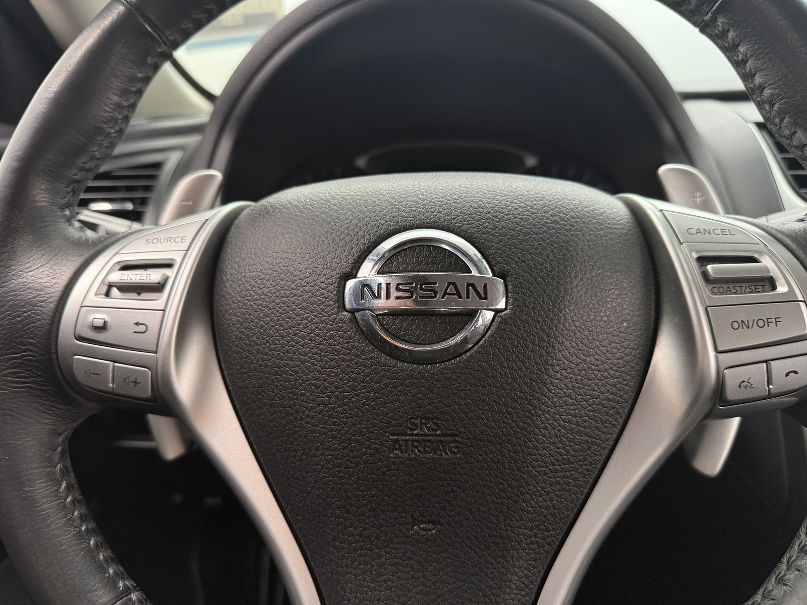Thumbnail: 2017 Nissan Altima - 5