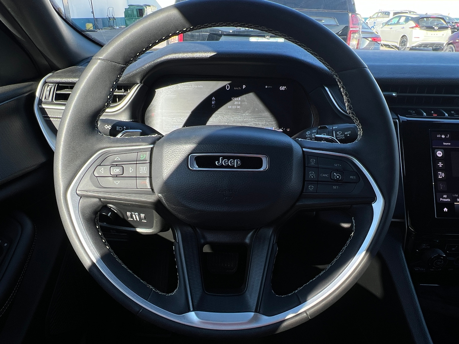 Thumbnail: 2024 Jeep Grand Cherokee L - 4