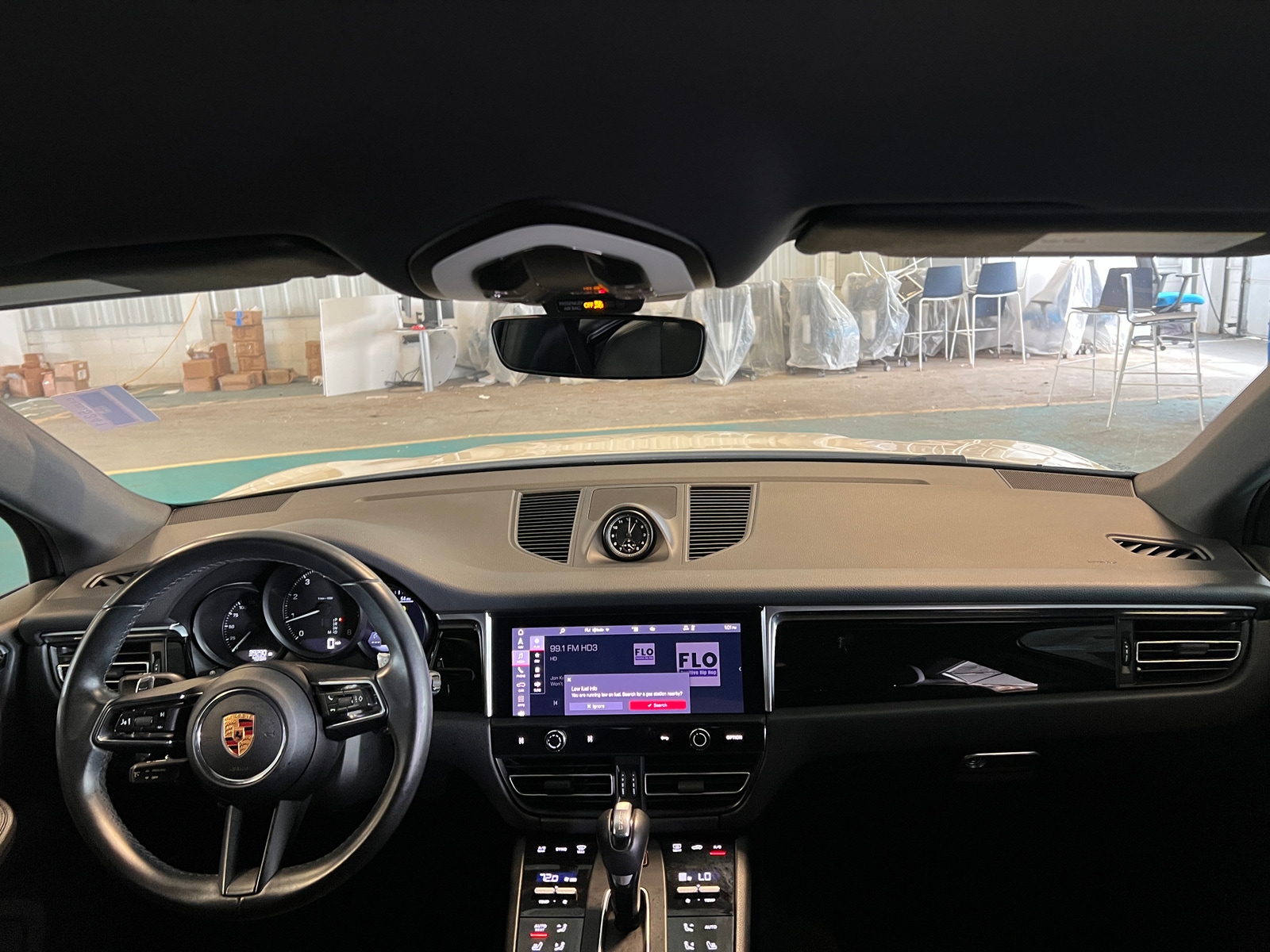 Thumbnail: 2022 Porsche Macan - 2