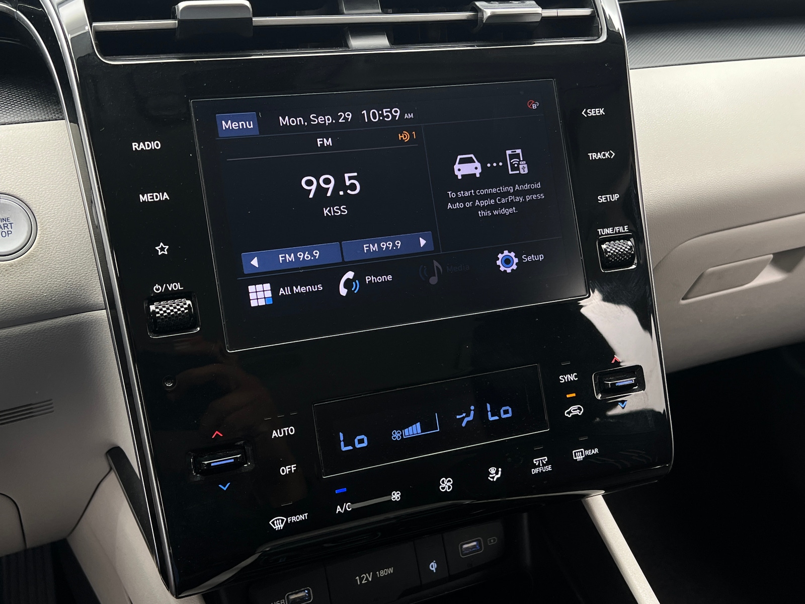 Thumbnail: 2024 Hyundai Tucson - 4