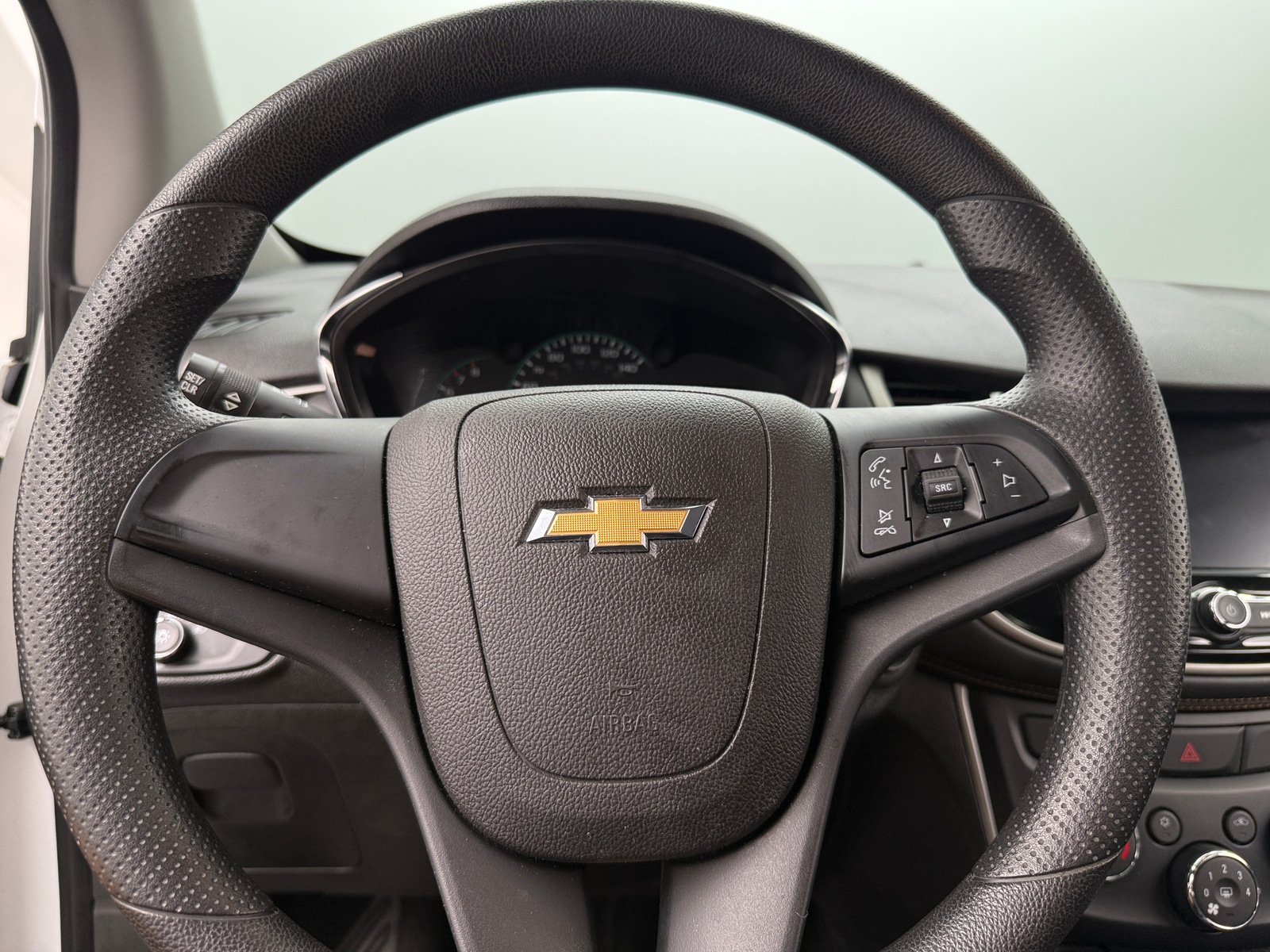 Thumbnail: 2020 Chevrolet Trax - 5