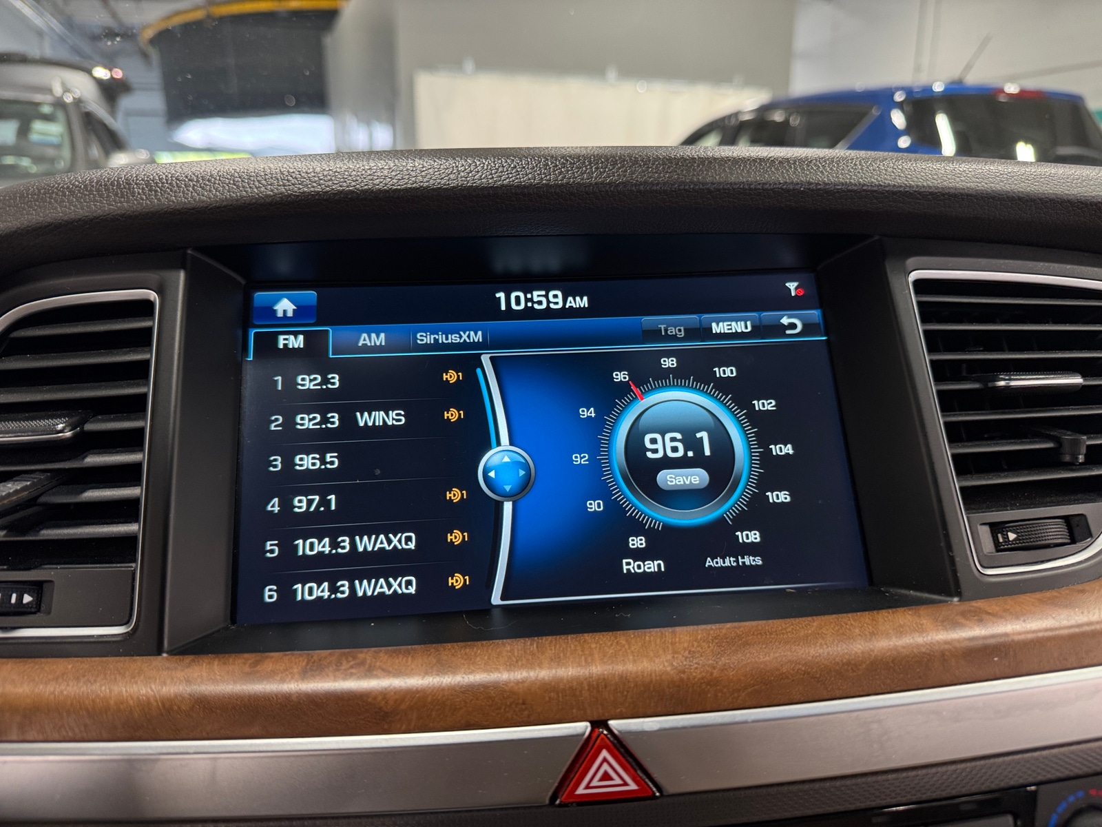 Thumbnail: 2015 Hyundai Genesis - 3