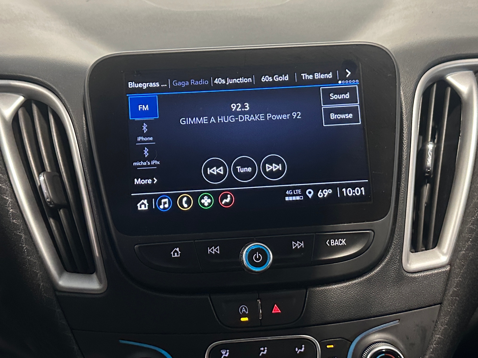 Thumbnail: 2024 Chevrolet Malibu - 4