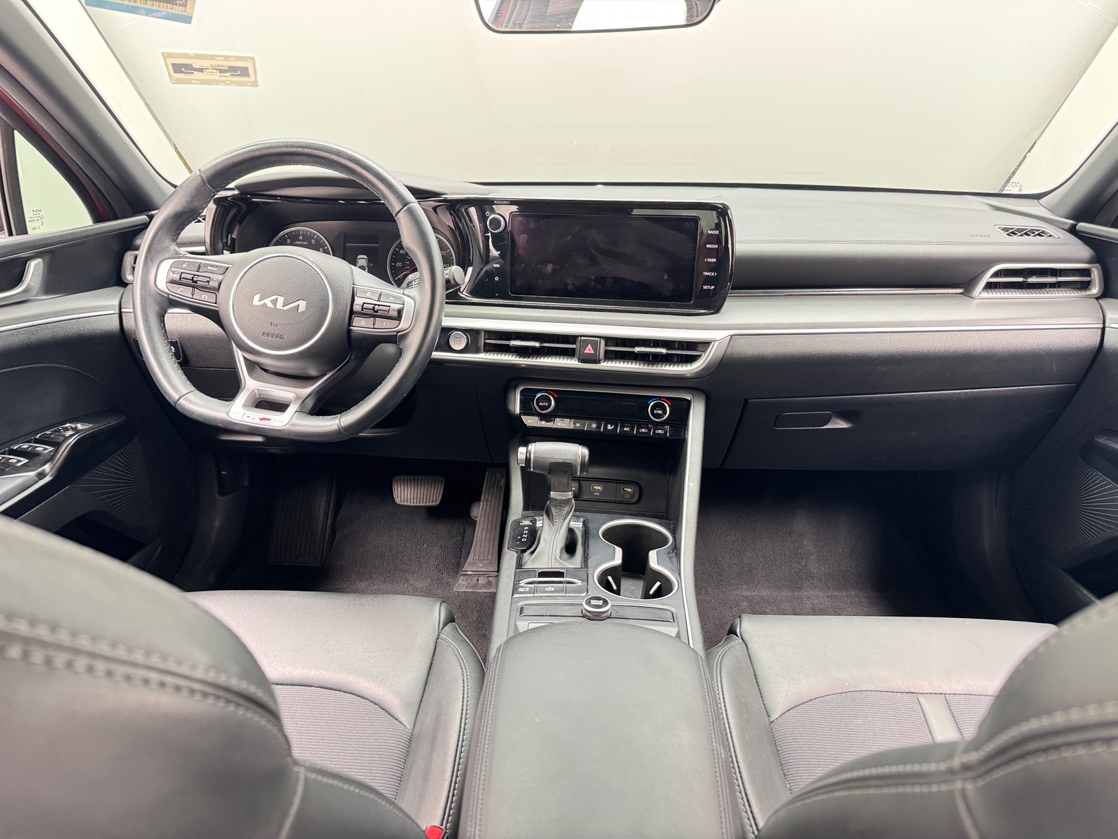 Thumbnail: 2022 Kia K5 - 3