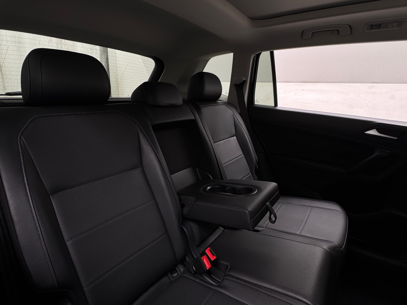 Thumbnail: 2019 Volkswagen Tiguan - 5