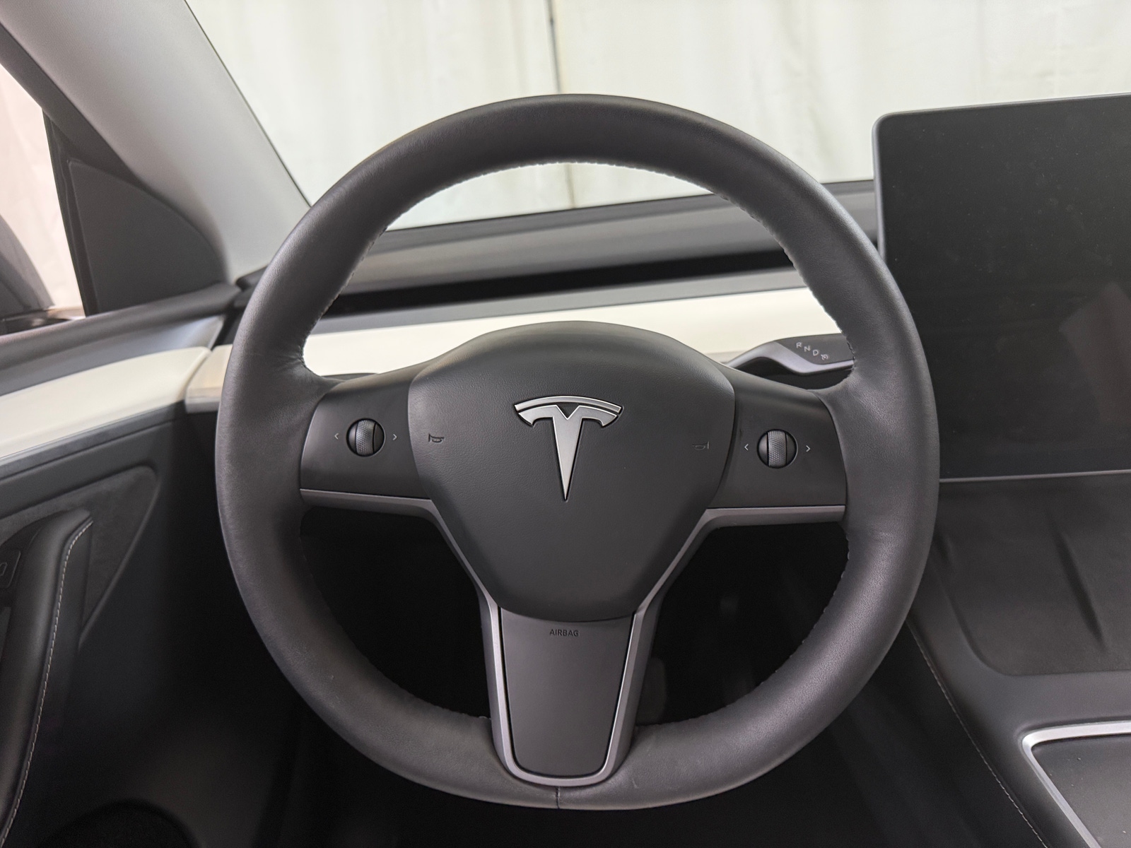 Thumbnail: 2023 Tesla Model Y - 4