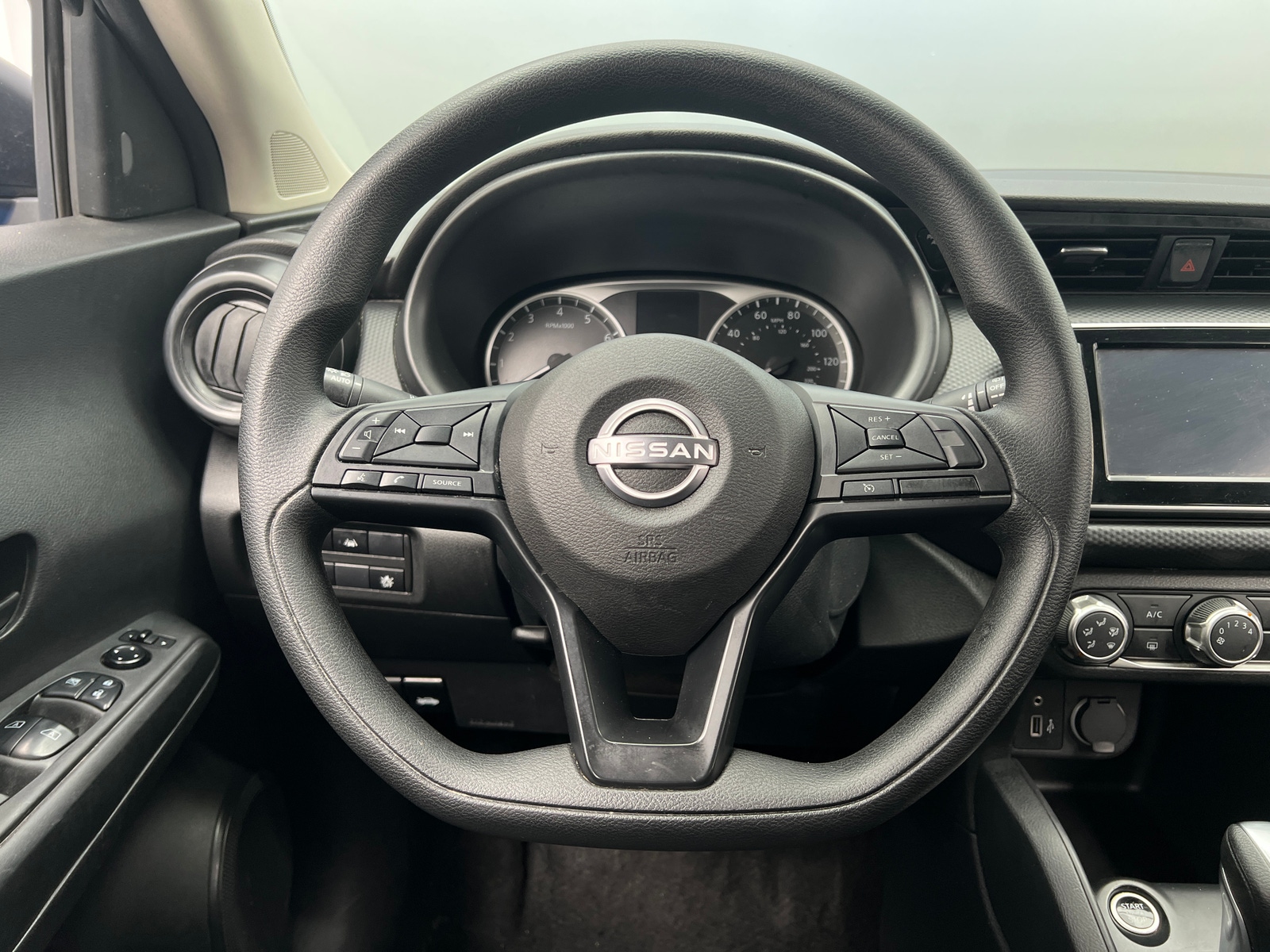 Thumbnail: 2024 Nissan Kicks - 5