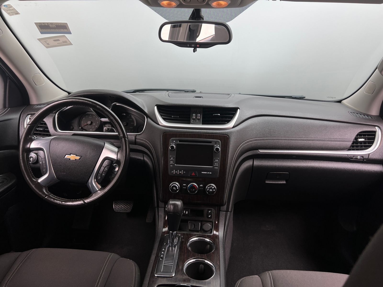 Thumbnail: 2017 Chevrolet Traverse - 3