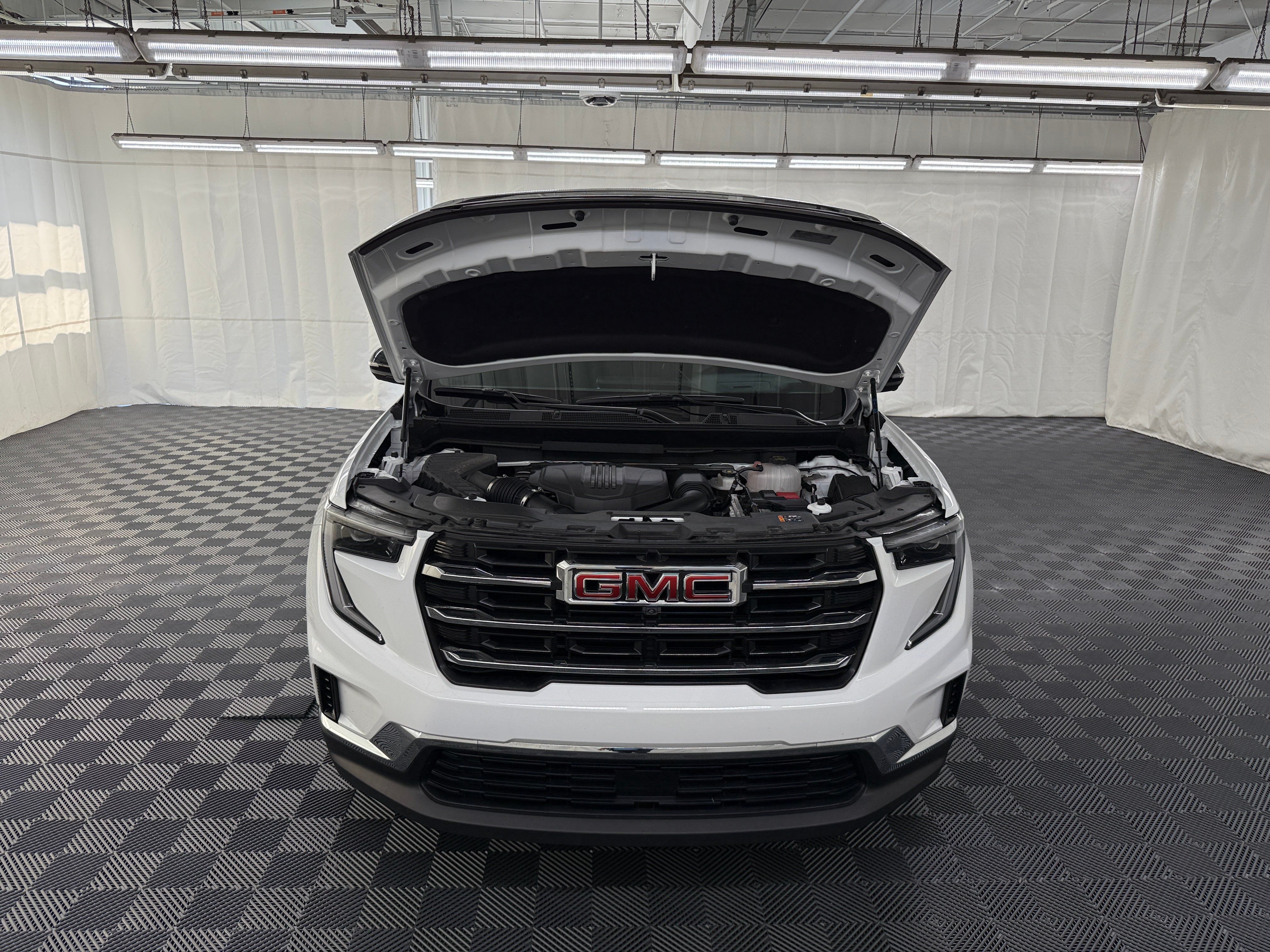2025 GMC Acadia